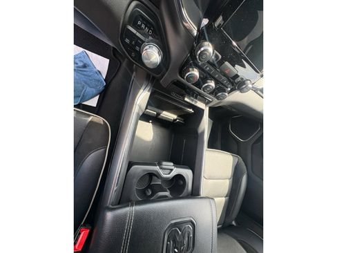 Used 2024 RAM 1500 Laramie AWD/4WD image 17