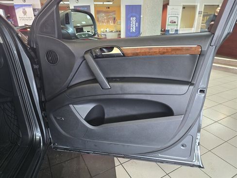 Used 2015 Audi Q7 3.0T Premium Plus w/ Premium Plus Package image 14