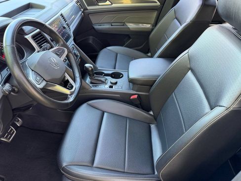 Used 2021 Volkswagen Atlas SE w/ Panoramic Sunroof Package AWD/4WD image 27