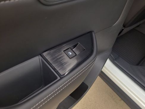 Certified 2023 Nissan Rogue SV w/ SV Premium B Package FWD image 15