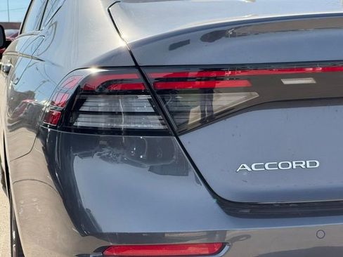 Used 2025 Honda Accord EX-L image 8