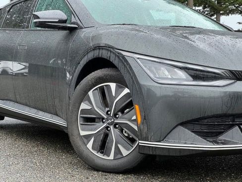 Certified 2024 Kia EV6 Light image 2