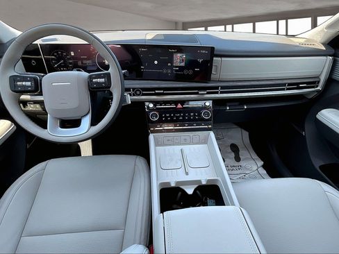 New 2025 Hyundai Santa Fe Calligraphy image 5