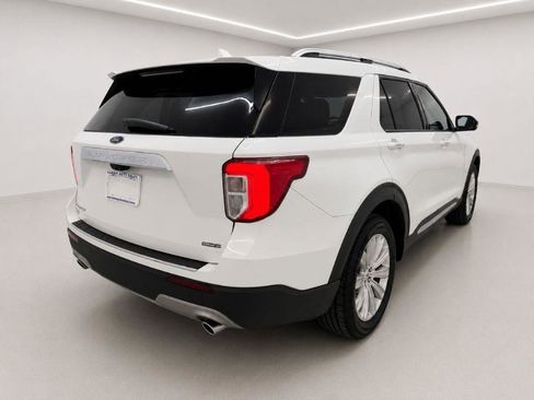 Used 2021 Ford Explorer Limited w/ Hybrid Equipment Group 310A AWD/4WD image 3