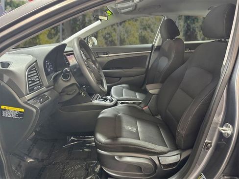 Used 2018 Hyundai Elantra SEL FWD image 9