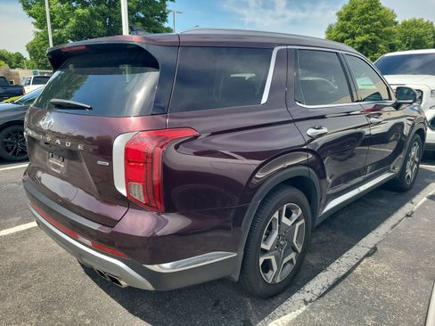 Used 2023 Hyundai Palisade Limited AWD/4WD image 3
