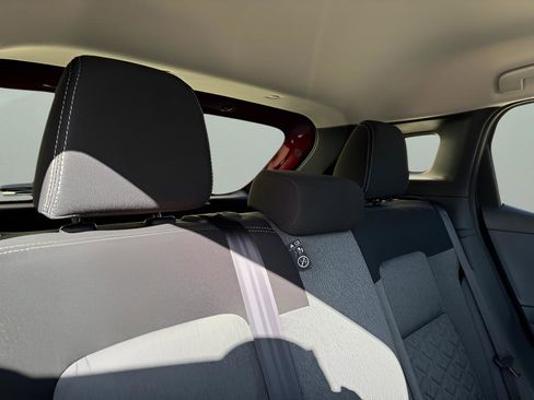 New 2026 Nissan Kicks SV w/ Cold Weather Package image 8