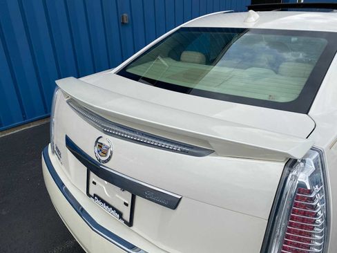 Used 2011 Cadillac CTS Luxury image 28