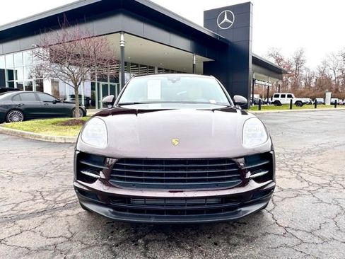 Used 2021 Porsche Macan image 2