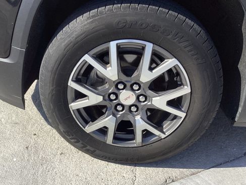 Used 2020 GMC Acadia SLE AWD/4WD image 9