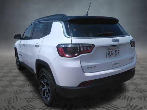 Used 2024 Jeep Compass Limited AWD/4WD image 4