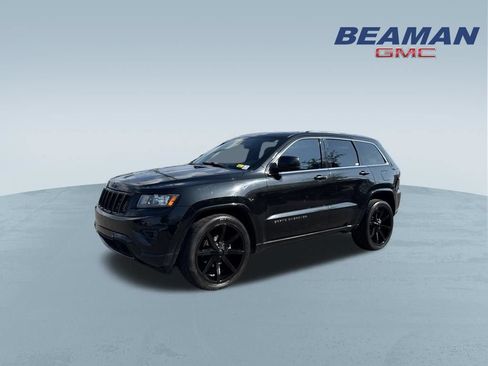 Used 2014 Jeep Grand Cherokee Altitude AWD/4WD image 3