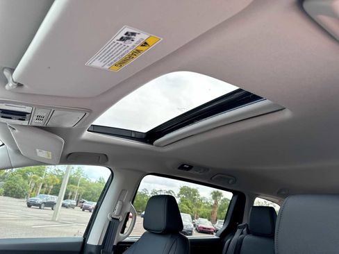 New 2026 Honda Odyssey EX-L image 16