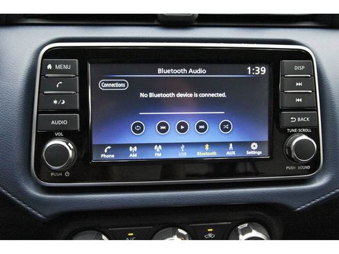 Used 2025 Nissan Versa SV w/ Trunk Package FWD image 24