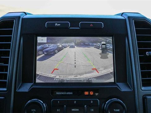 Used 2022 Ford F250 XL w/ Power Equipment Group image 22