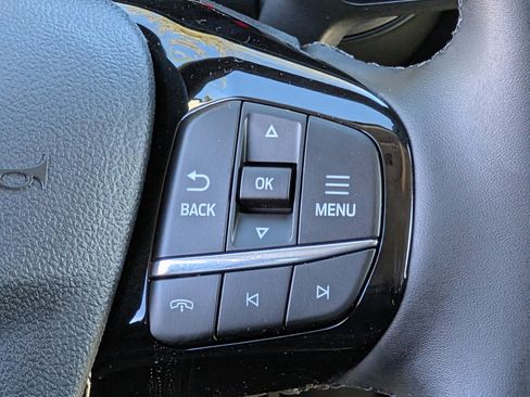 New 2026 Ford Escape SE image 14