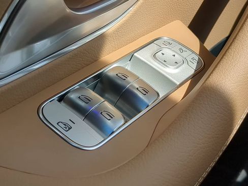 Certified 2026 Mercedes-Benz GLS 450 4MATIC image 11