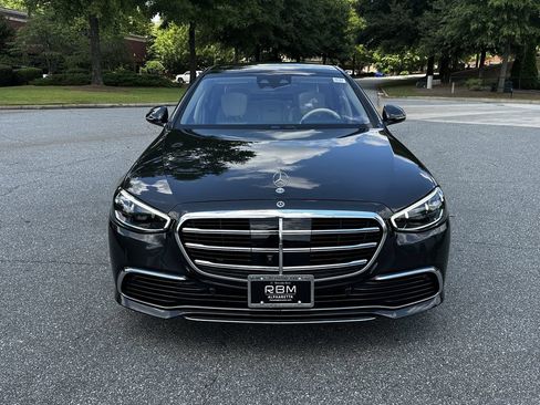 Certified 2022 Mercedes-Benz S 580 4MATIC Sedan image 3