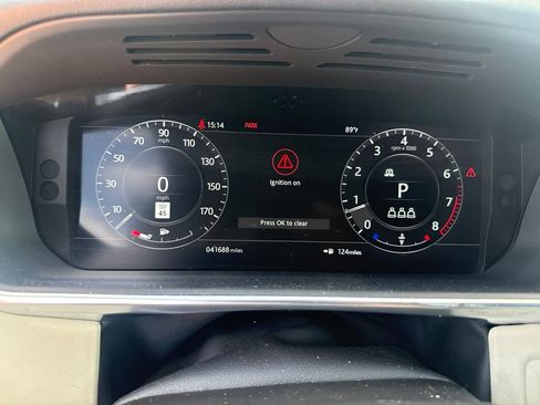 Used 2019 Land Rover Range Rover Supercharged AWD/4WD image 3