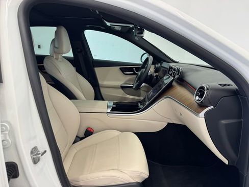 Used 2024 Mercedes-Benz C 300 4MATIC Sedan image 15