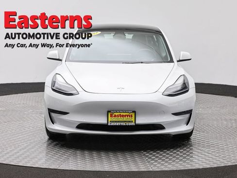 Used 2023 Tesla Model 3 Standard Range RWD image 2
