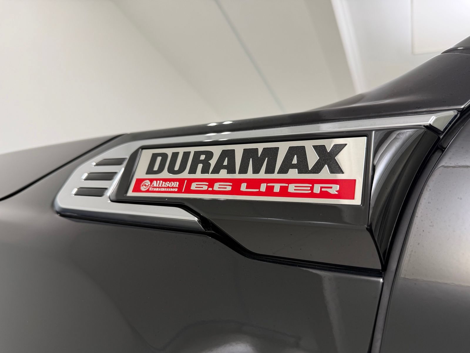 Used 2024 GMC Sierra 2500 Denali w/ Denali Reserve Package AWD/4WD image 8