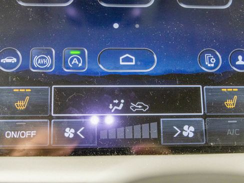 Used 2025 Subaru Legacy Premium image 5