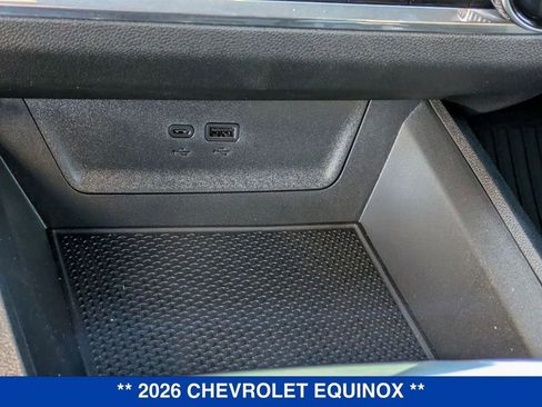 New 2026 Chevrolet Equinox LT w/ Convenience Package II image 29
