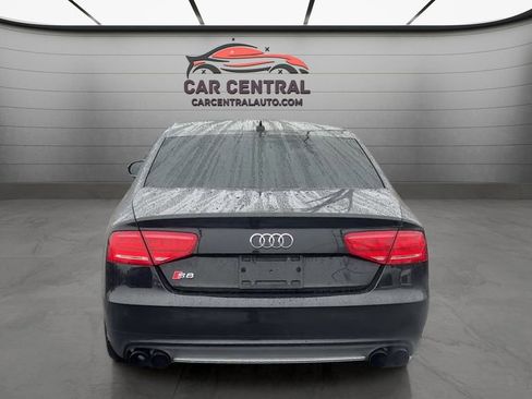 Used 2013 Audi S8 4.0T image 4