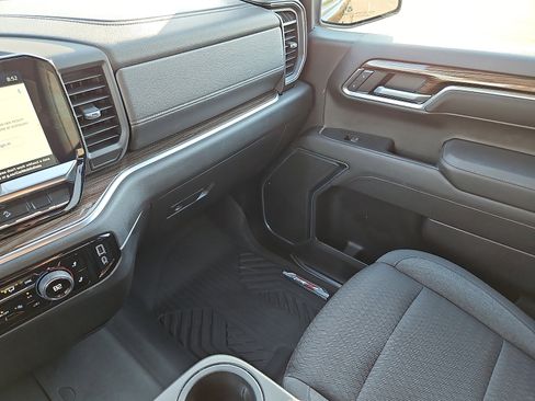 Certified 2022 Chevrolet Silverado 1500 LT w/ Z71 Off-Road Package image 23