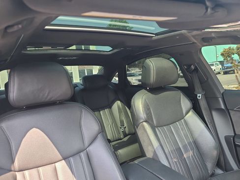 Used 2019 Audi A8 L 3.0T w/ Executive Package image 38