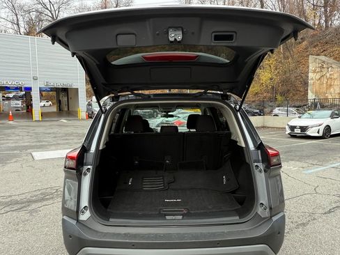 Used 2022 Nissan Rogue S image 30