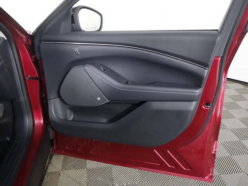 Used 2025 Ford Mustang Mach-E Premium image 26