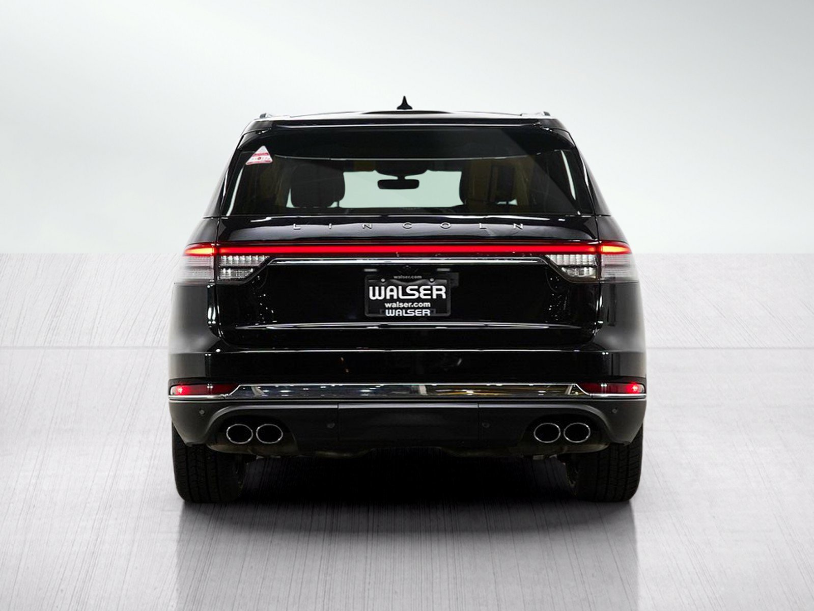 Used 2022 Lincoln Aviator Reserve w/ Class IV Trailer Tow Package AWD/4WD image 5