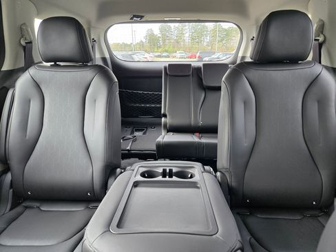 New 2026 Kia Carnival LXS image 13