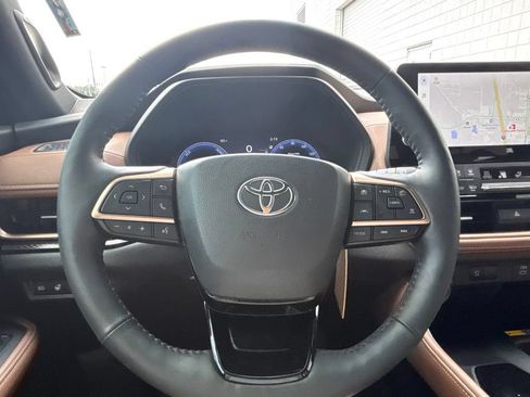 Used 2026 Toyota Grand Highlander AWD Hybrid image 22