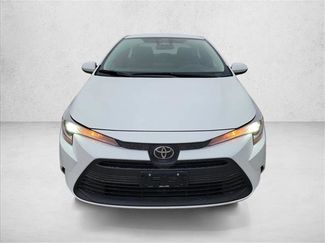 Used 2025 Toyota Corolla LE video 2
