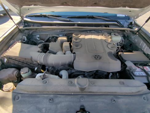 Used 2019 Toyota 4Runner SR5 image 35