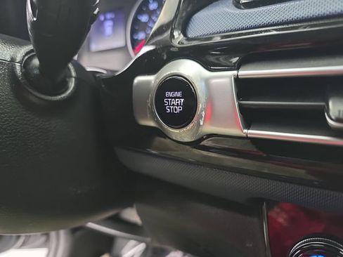 Used 2023 Kia Seltos S FWD image 40