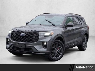 New 2025 Ford Explorer ST-Line w/ Premium Package