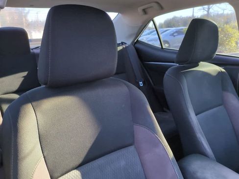 Certified 2018 Toyota Corolla LE image 6