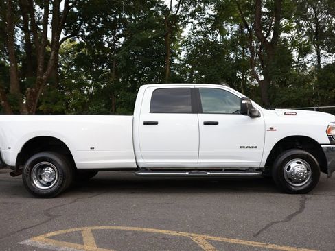 Used 2023 RAM 3500 Big Horn w/ Level 1 Equipment Group image 8