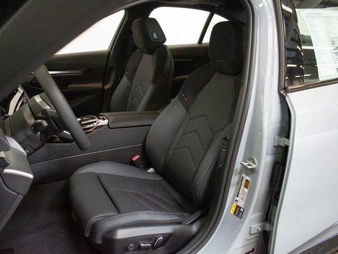 New 2026 BMW i5 eDrive40 w/ M Sport Package image 20