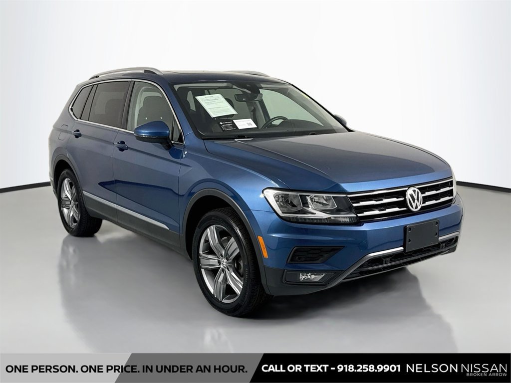 Used 2020 Volkswagen Tiguan SEL AWD/4WD image 3