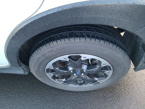 Used 2023 Subaru Crosstrek 2.0i Premium image 11