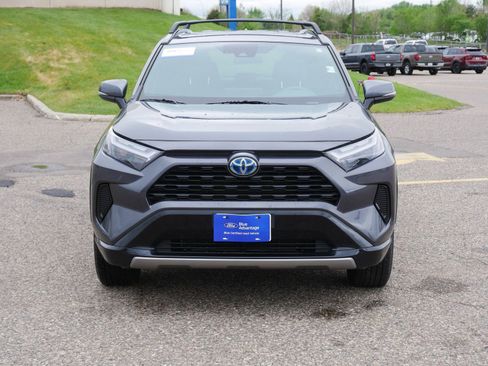 Used 2024 Toyota RAV4 SE w/ Convenience Package AWD/4WD image 10