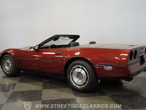 Used 1987 Chevrolet Corvette Convertible RWD image 9