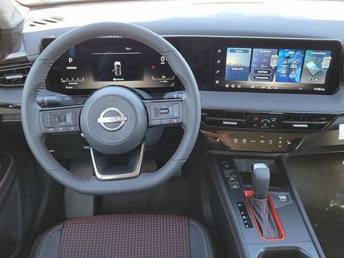 New 2026 Nissan Kicks SR w/ Cold Weather Package image 8