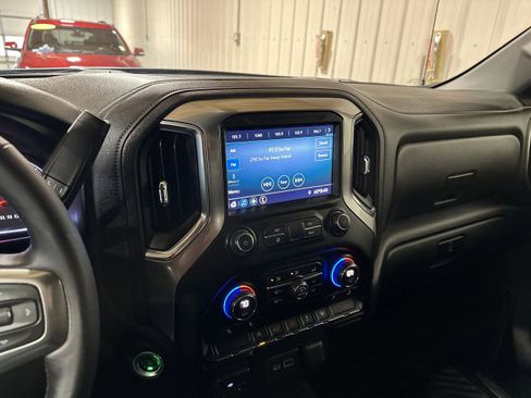 Used 2020 Chevrolet Silverado 1500 LT w/ All-Star Edition image 14