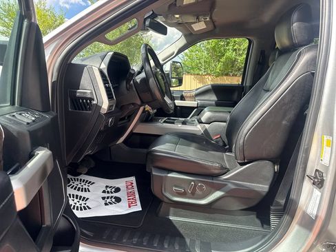 Used 2019 Ford F250 Lariat w/ Tow Technology Bundle AWD/4WD image 10